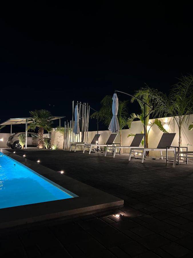 Gîte pour 10 personnes, avec vue ainsi que piscine et jardin, animaux acceptés à San Leone - 4
