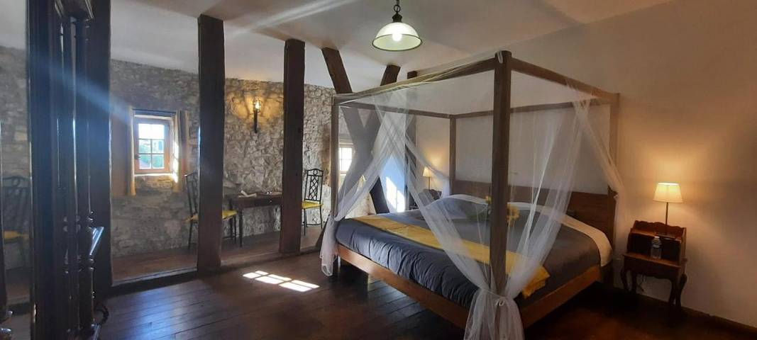 Location de vacances pour 2 personnes, avec vue et jardin à Issigeac - 4