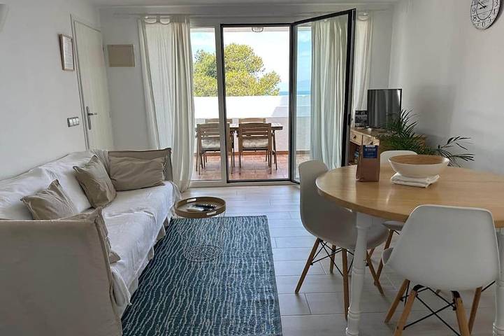 Ferienwohnung für 4 Personen, mit Pool und Garten sowie Terrasse - 1