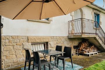 Maison De Vacances pour 3 Personnes dans Plumaudan, Cotes-d'Armor, Photo 1