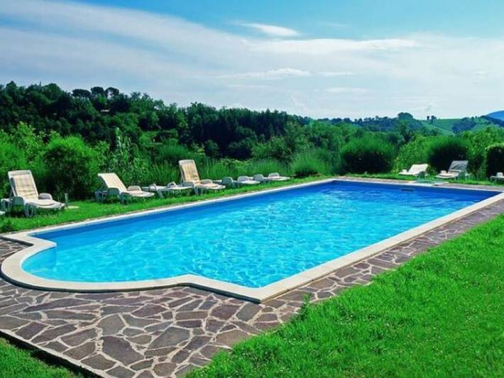 Ferienhaus für 15 Personen mit Pool in Amandola, Nationalpark Monti Sibillini