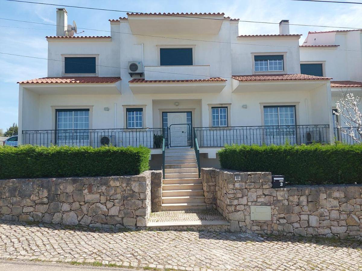 Appartement de vacances entier, Vivenda Cordeiro in Bárrio (Alcobaça), Leiria District