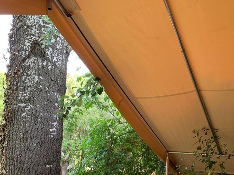 Camping Suze Luxe Nature - Lodge 4 personen - Lodge Clairière - 25m2 - 2 Zimmer - Küche - Spa - ohne Sanitäranlagen in Suze-la-Rousse, Nyons und Umgebung