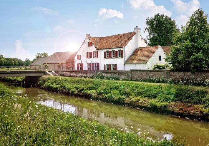 Chambre d’hôte pour 6 personnes, avec Terrasse ainsi que Jardin et Vue à Heist-op-den-Berg