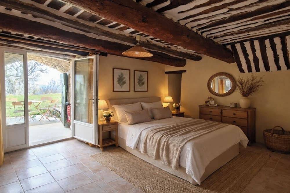 Farmhouse in the heart of nature, panoramic view, absolute peace and quiet. in Sault, Parc naturel régional du Mont-Ventoux