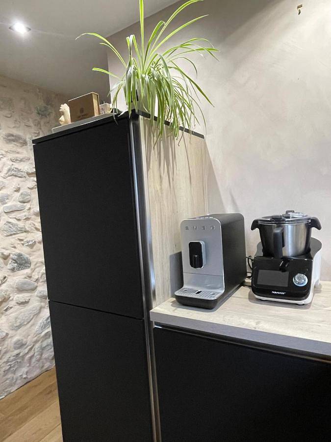 Location de vacances pour 5 personnes, avec jardin ainsi que vue et terrasse, animaux acceptés dans Lully - 3