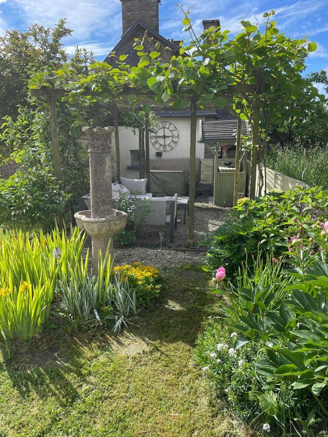 Location de vacances pour 4 personnes, avec terrasse à Savigny-le-Vieux - 3