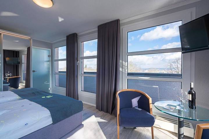 Hôtel pour 2 personnes, avec sauna ainsi que vue et terrasse, animaux acceptés à Cassel (Allemagne) - 3