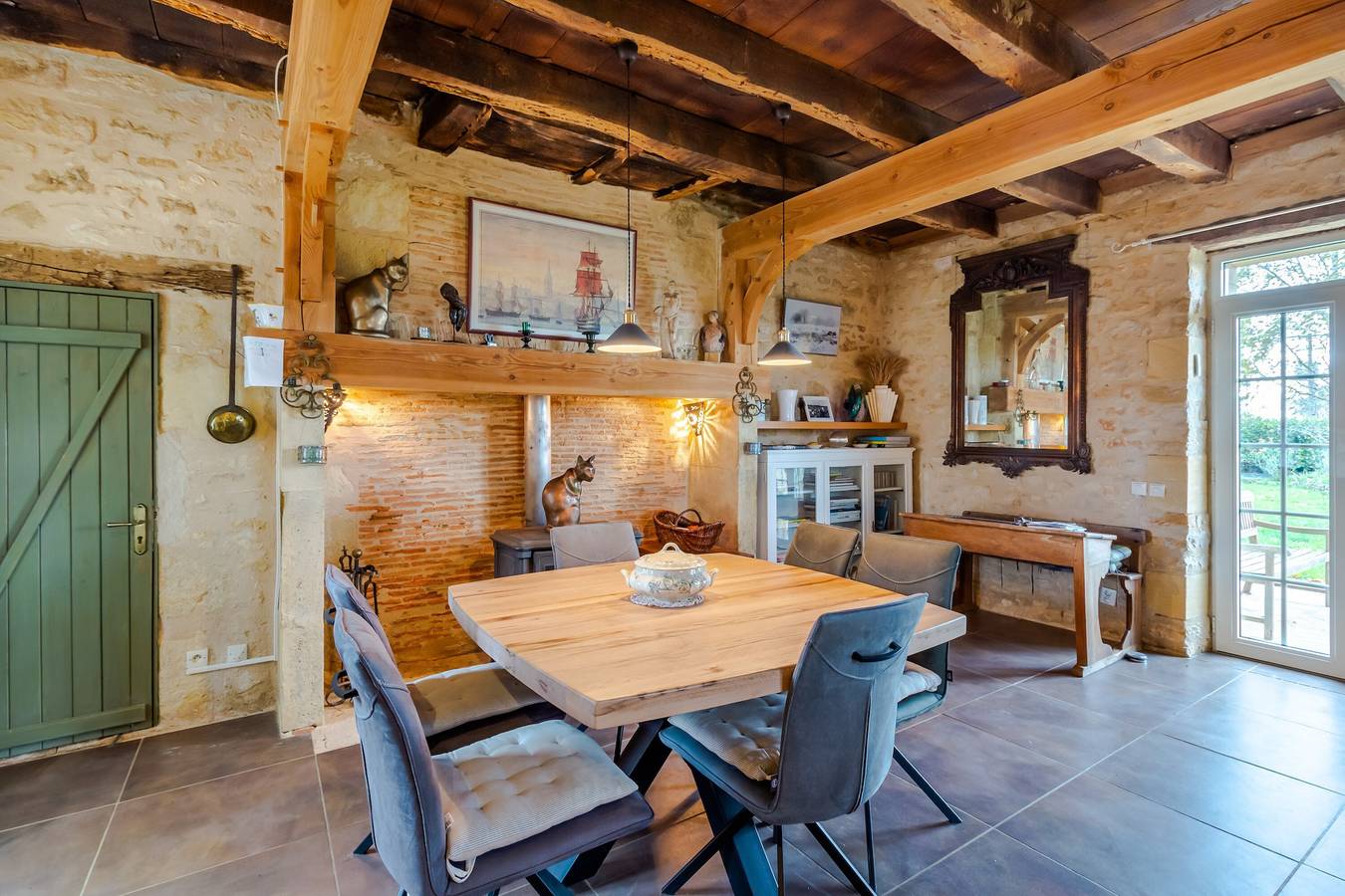 Gîte de charme pour 4 personnes – Maison rénovée avec piscine privée in Saint-Jory-las-Bloux, Périgord Vert