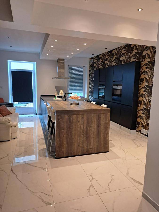Appartement de vacances pour 9 personnes, avec Jacuzzi ainsi que Terrasse et Vue