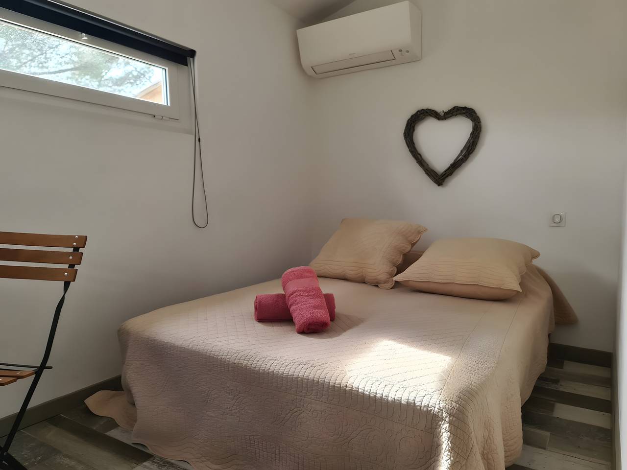 Gîte de charme sous les pins, à 900m plage in Sanary-sur-Mer, Région de Toulon