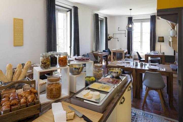 Hôtel pour 2 personnes, avec jacuzzi et sauna ainsi que piscine et jardin à Blacé - 4