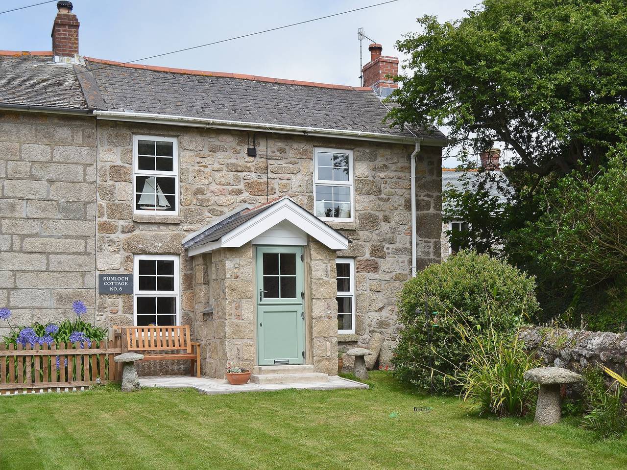 Holiday Rental for 5 People in Cornwall, South West England