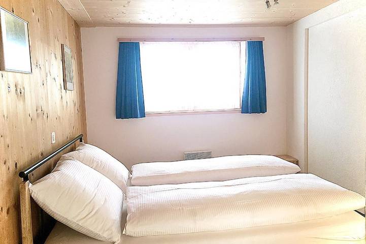 Chalet für 5 Personen, mit Terrasse und Whirlpool in Davos - 2