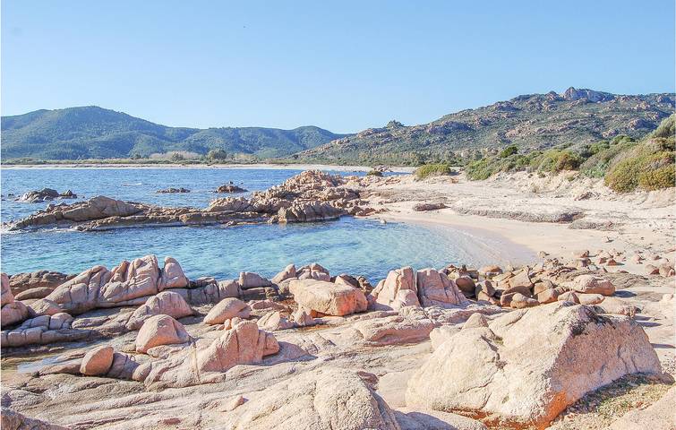 Appartamento intero, Appartamento sulla spiaggia a misura di bambino con parcheggio in Porto Tramatzu, Villaputzu