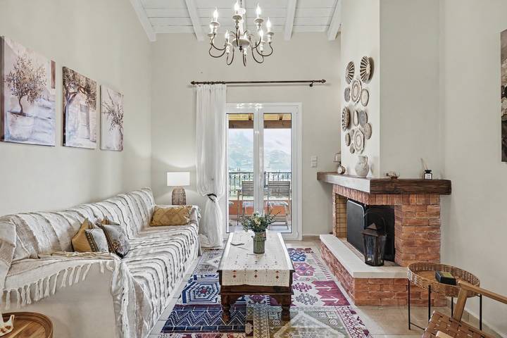 Hel lejlighed, Apartment 'Villa Boho' with Sea View and Shared Garden in Korfu