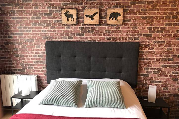 Appartement entier, Studio avec balcon & parking gratuit in Tours, Région de Tours
