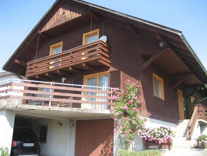 Ferienhaus für 7 Personen, mit Balkon und Terrasse sowie Garten und Ausblick in Doren