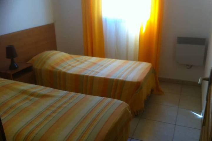 Appartement entier, T3 a 2 pas de la plage et 150m du centre ville in L'Île-Rousse, Région de Calvi