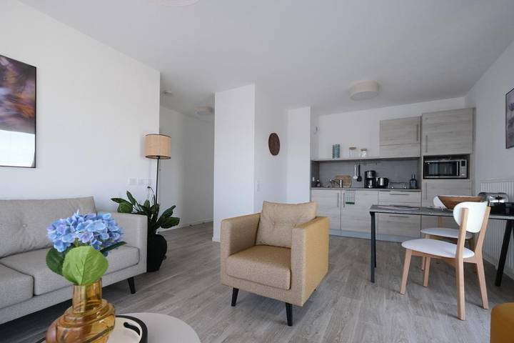 Location de vacances pour 4 personnes, avec Balcon ainsi que Terrasse et Jardin à Trélazé