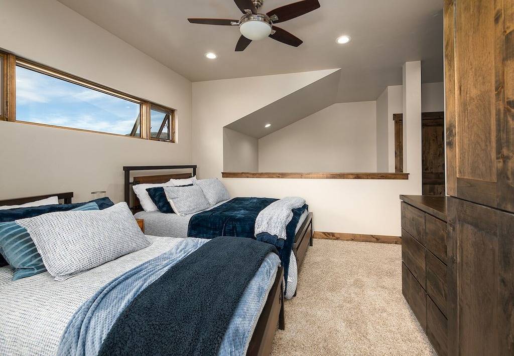 Deming Crossing Modern Downtown Frisco Duplex in Frisco, Arapaho and Roosevelt National Forests