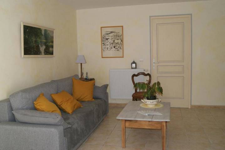 Gîte pour 3 personnes, avec terrasse ainsi que jardin et vue à Forcalquier - 3
