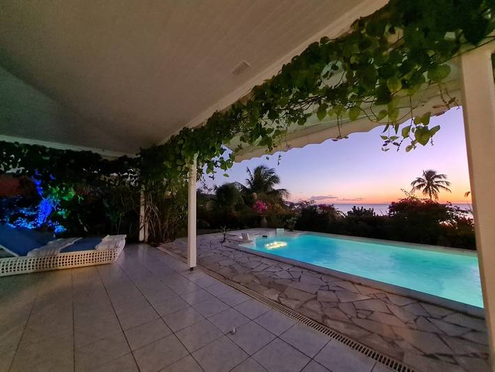 Villa sul mare a Saint-Pierre, 100 m² in Saint-Pierre, Martinica