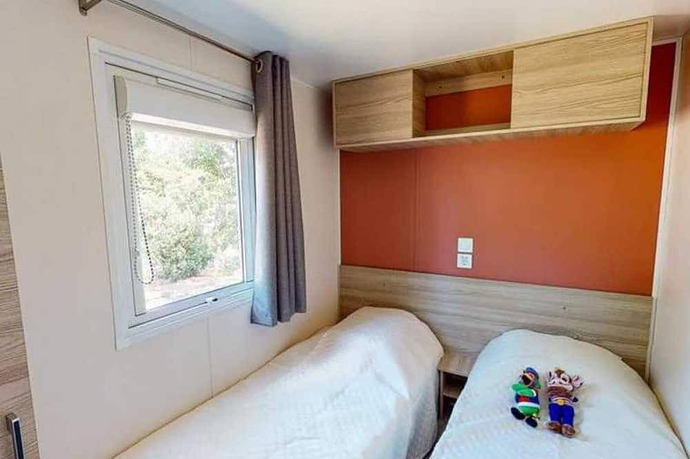 Camping - Funpass inclus - Parc aquatique - eeaiga in Condrieu, Pilat Regional Nature Park