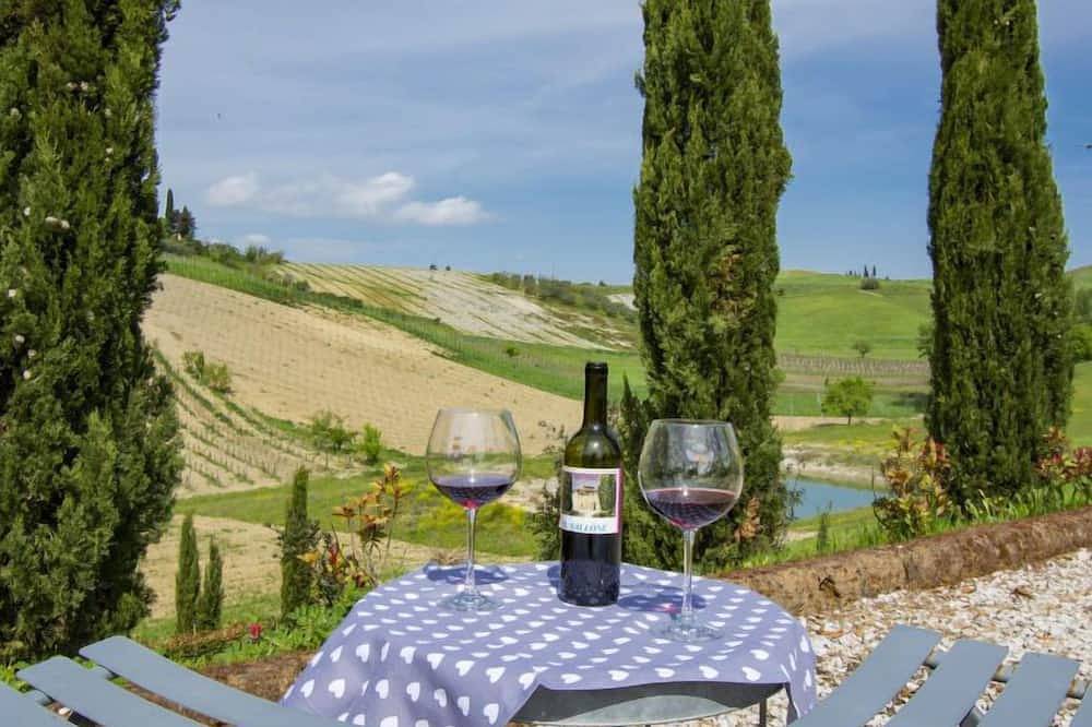 Il Vallone by Interhome in Certaldo, Chianti