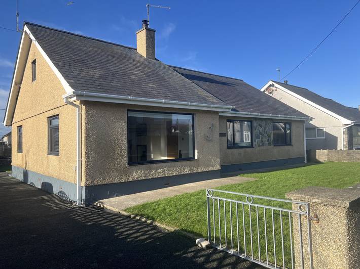 Cottage for 6 people, with garden, with pets in Morfa Nefyn