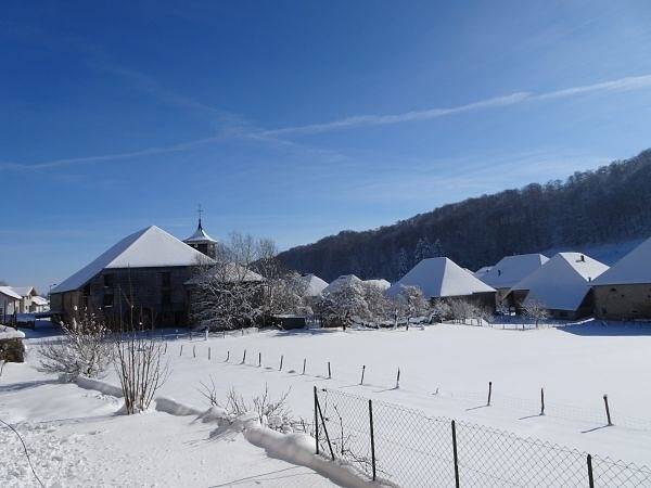 Gîte pour 5 personnes avec terrasse in Chapelle-d'Huin, Doubs