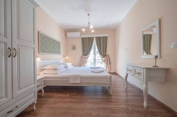 Ferienwohnung für 5 Personen, mit Garten in Budva