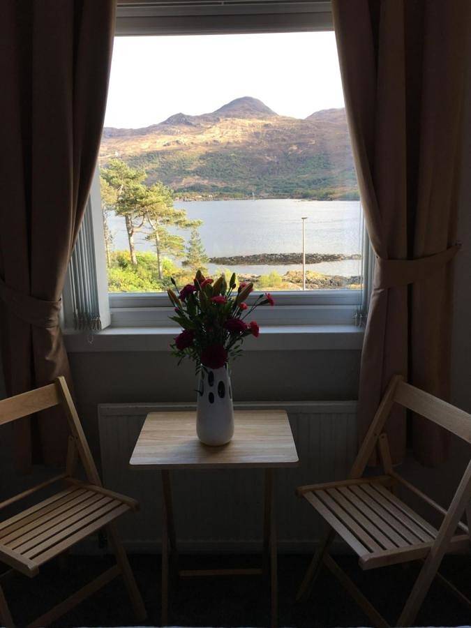 Gîte pour 2 personnes, avec Jardin ainsi que Vue sur le lac et Vue dans Kyle of Lochalsh
