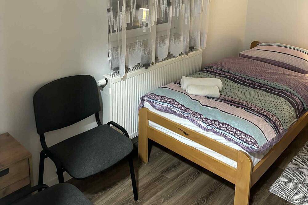 Geheel appartement, Comfort Apartment Luna - Two Bedroom Apartment With Terrace in Varaždin