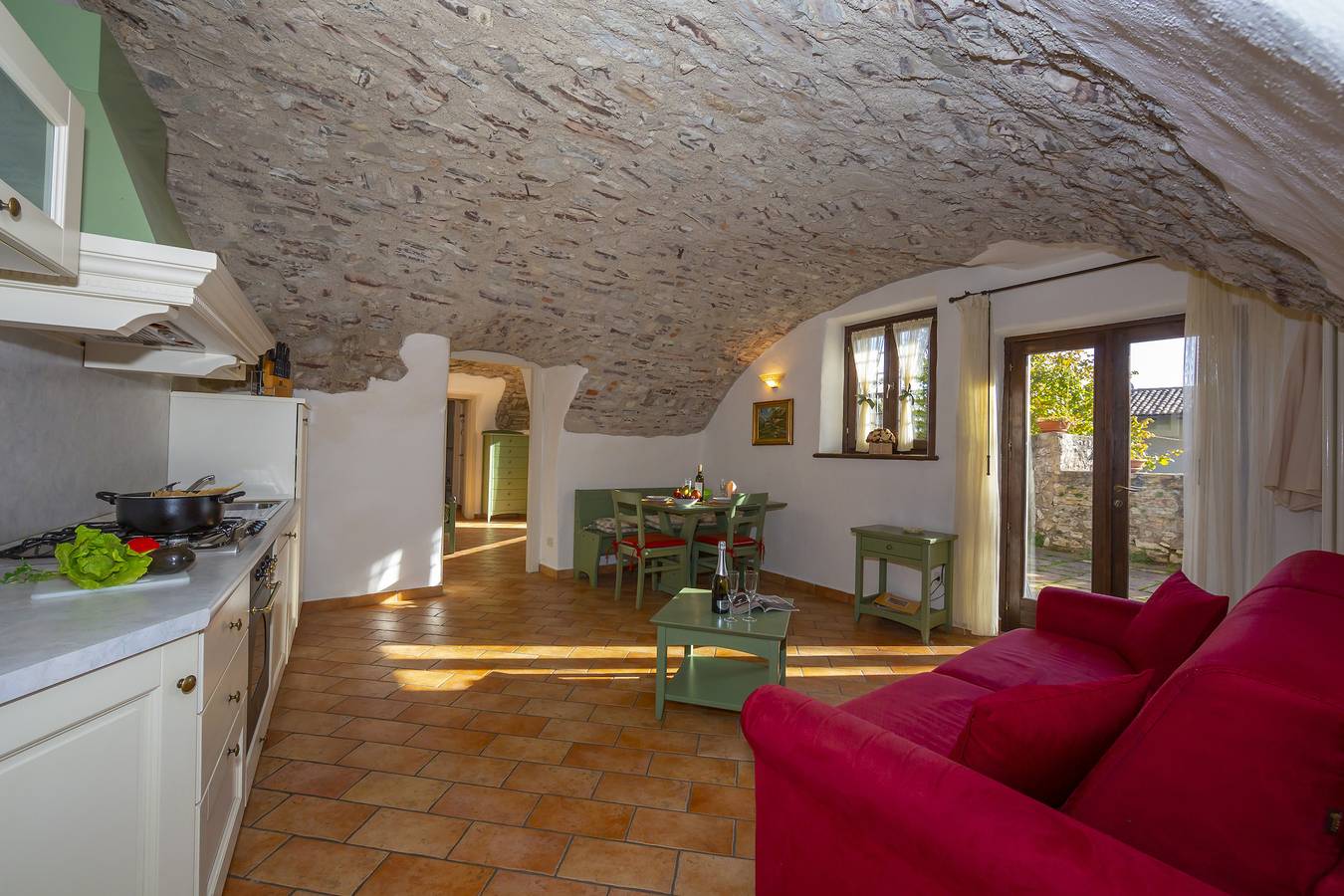 Appartamento intero, Liano Iris-Private Terrace & parking in Gargnano, Prealpi Gardesane