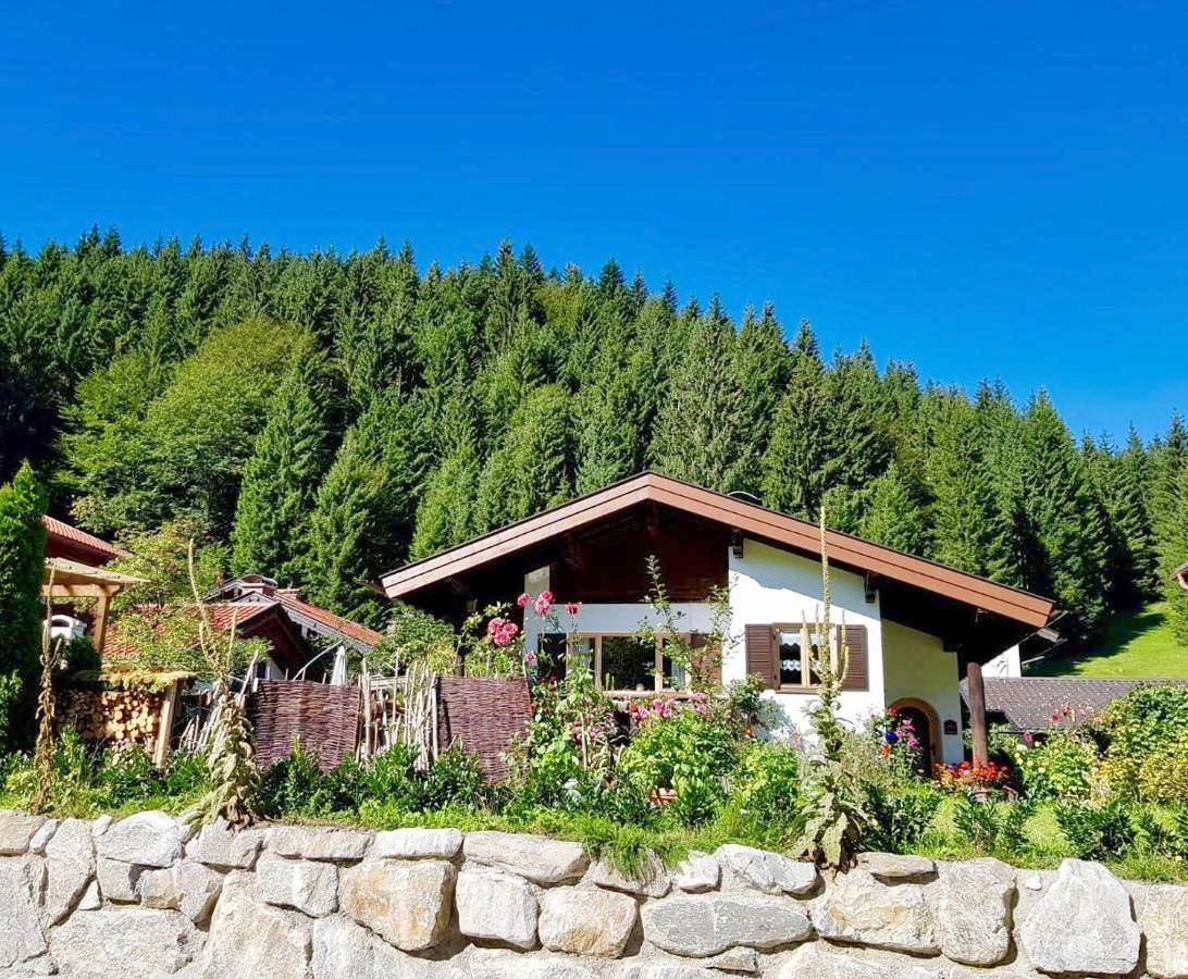 Three-Bedroom House in Klais, Krün