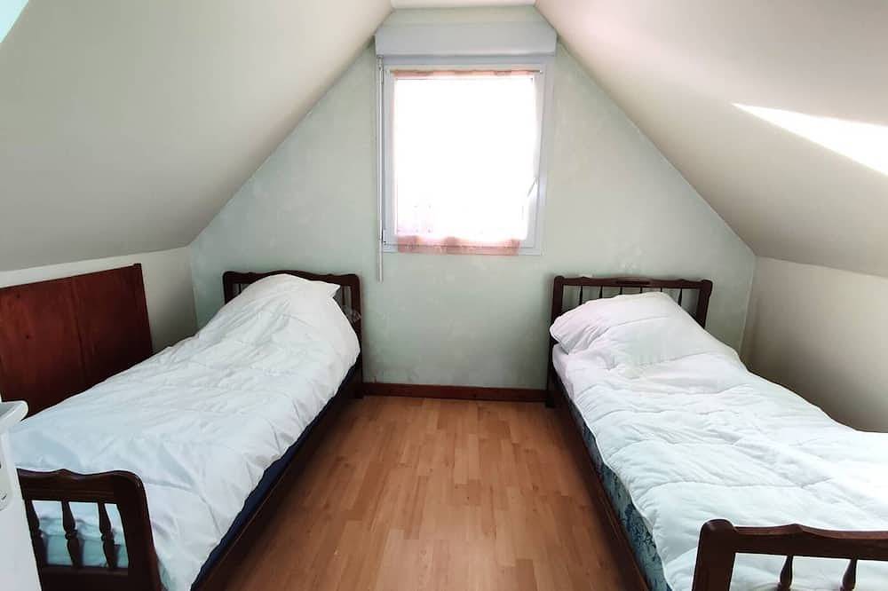 Haus mit Garten, 210m vom Strand entfernt, Île Grande in Île-Grande, Pleumeur-Bodou