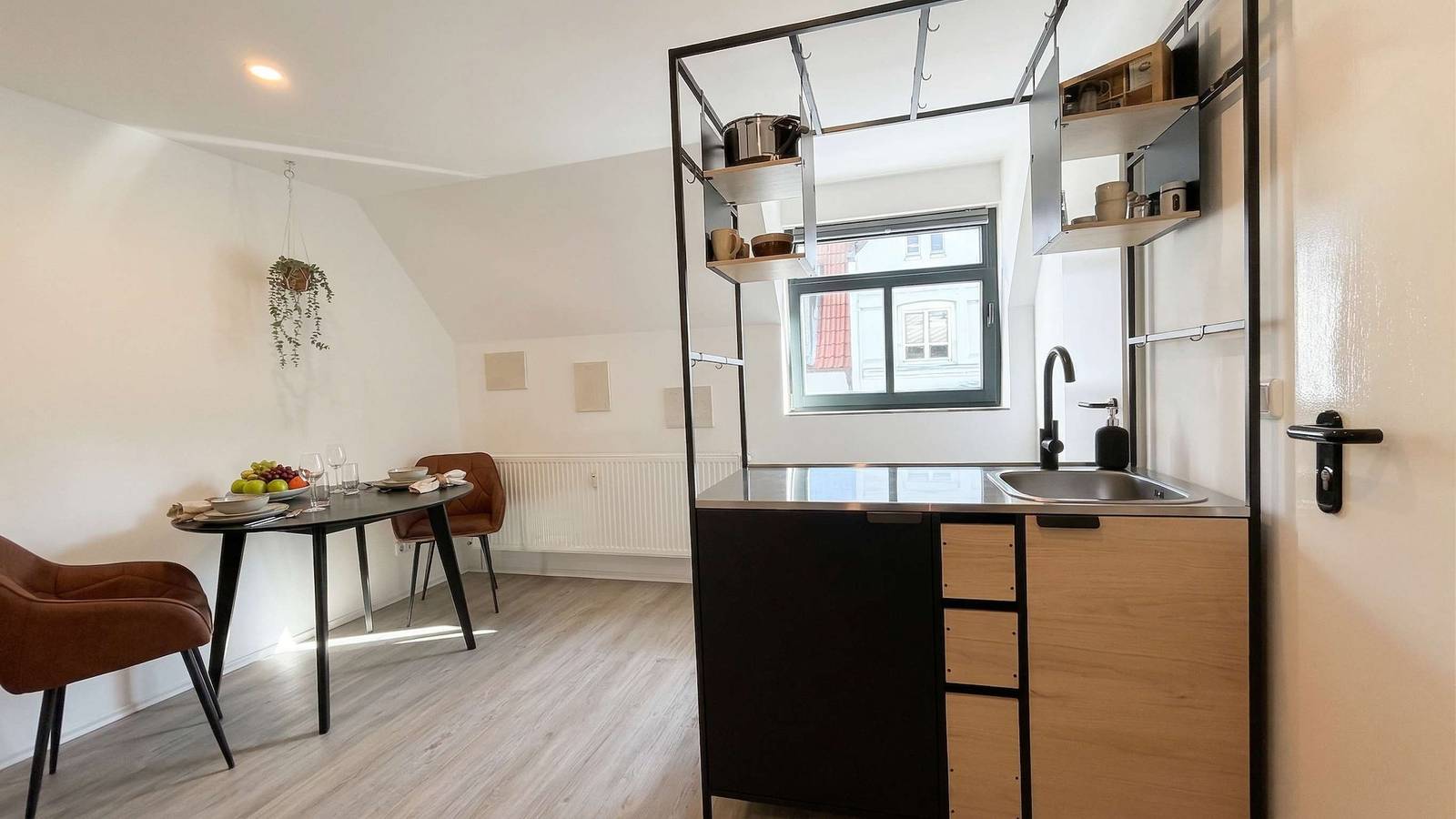 Ganze Wohnung, Ferienwohnung für 2 Personen in Stadtmitte Rostock, Rostock