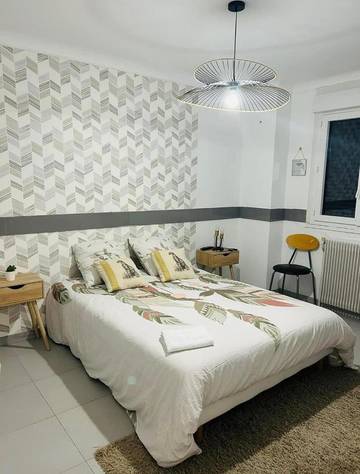 Gîte pour 7 personnes, avec balcon à Saint-Gervais-la-Forêt