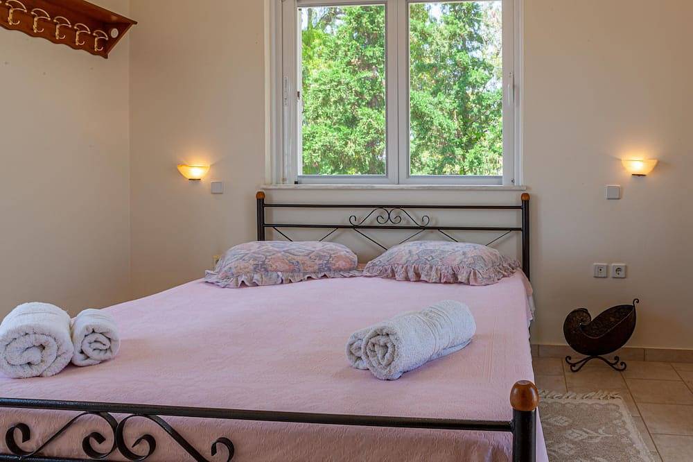 Ferienhaus mit  Garten und Meerblick in Argolis