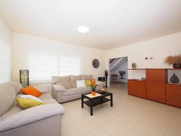 Maison De Vacances pour 10 Personnes dans Castelló d'Empúries, Costa Brava, Photo 1