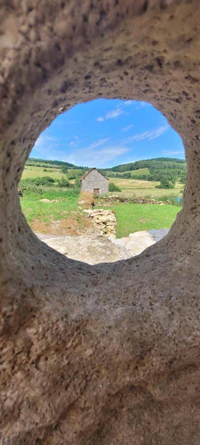 Location de vacances pour 6 personnes, avec Terrasse ainsi que Jardin et Vue dans Échannay
