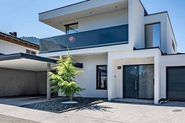 Chalet für 8 Personen, mit Garten und Whirlpool sowie Sauna in Söll