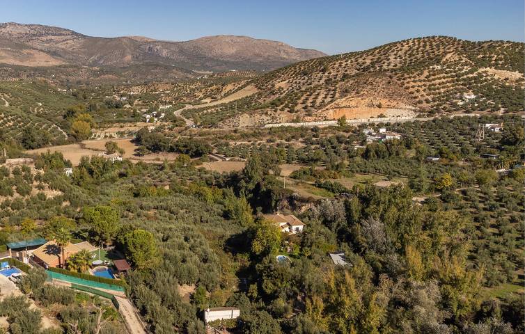 Apartamento para 5 personas, con Terraza además de Jardín y Piscina en Priego de Córdoba