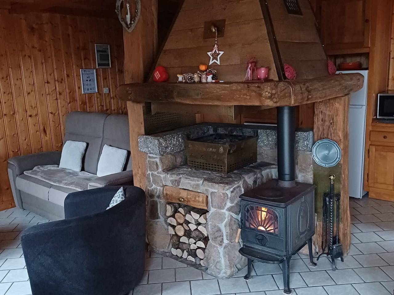 Gemütliches Ferienhaus in den Vogesen mit Kamin, Terrasse und Wanderwegen in Anould, Sankt Didel