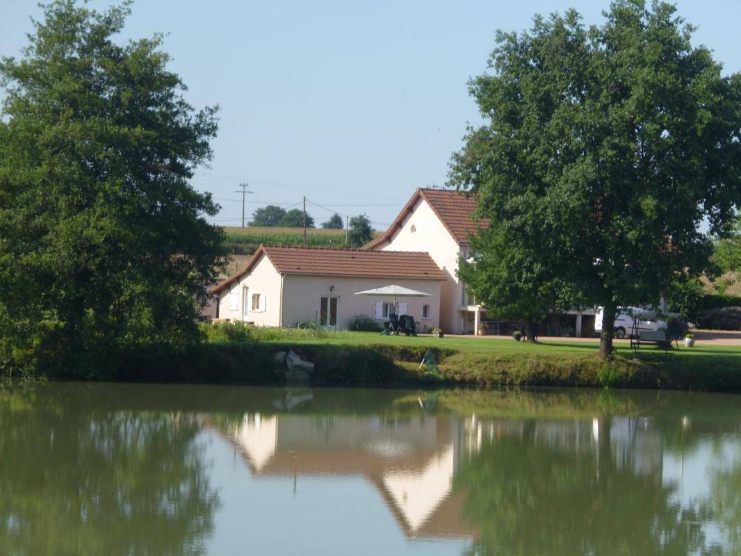 Gîte pour 2 Personnes dans Ciry-le-Noble, Région de Charolles