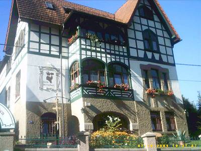 Ganze Ferienwohnung, Pension Zum Burschen - Dreibettzimmer mit Du/Wc in Wartburg, Eisenach