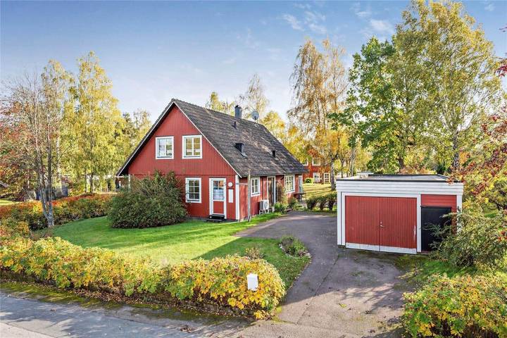 Ferienhaus für 8 Personen, mit Balkon