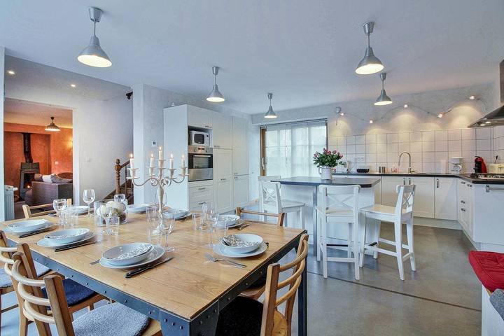Gîte pour 8 personnes, avec jardin