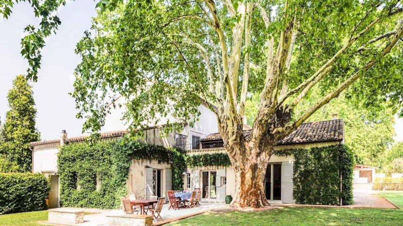 Ganze Ferienwohnung, Ferienwohnung für 16 Personen in Le Thor in Le Thor, Vaucluse